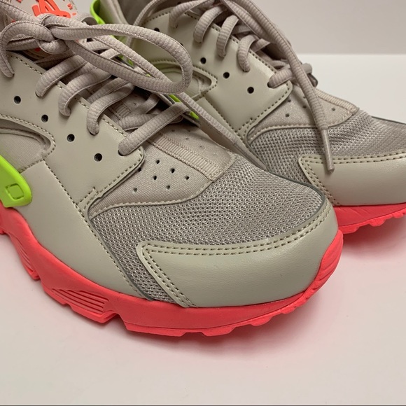 nike huarache ladies size 6